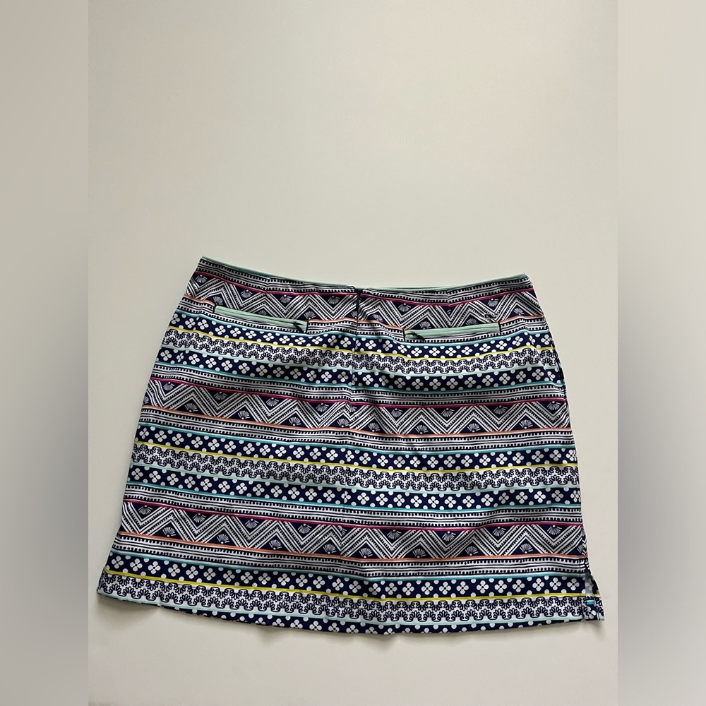 Vineyard Vines Patterned Performance Skort -Size … - image 3
